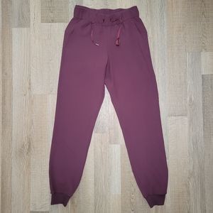 Lululemon On The Fly Jogger Size 0